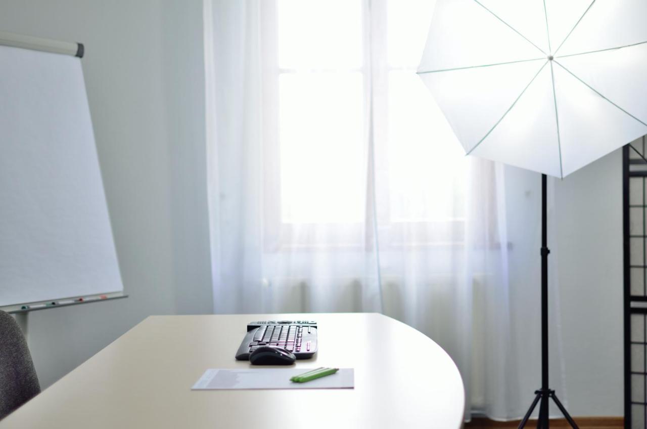 Wenderedu Business Center Bed & Breakfast Wroclaw