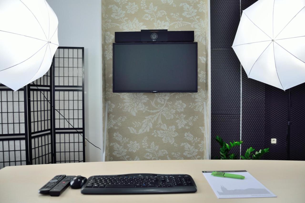 Wenderedu Business Center 3*