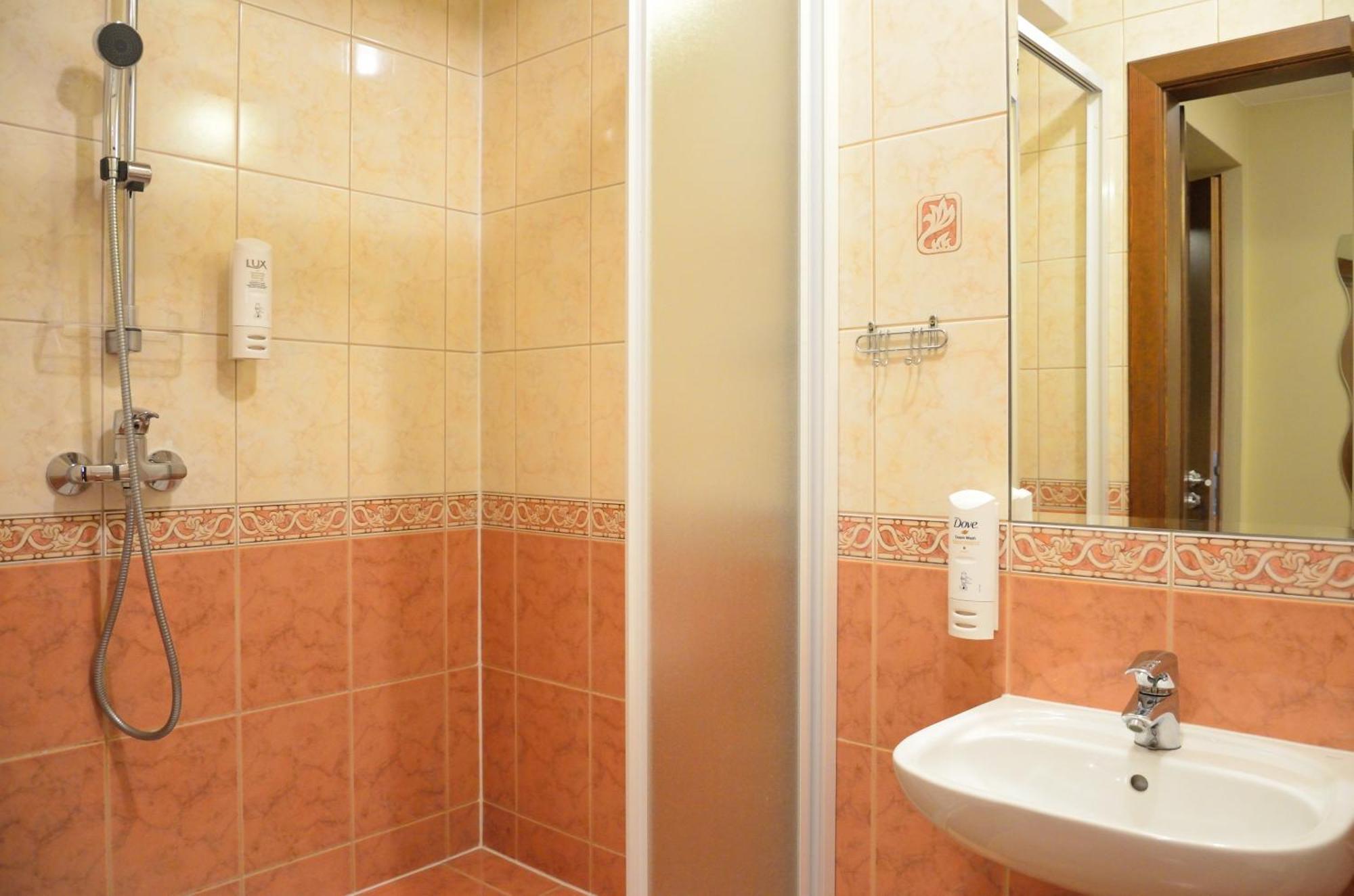 Wenderedu Business Center 3*