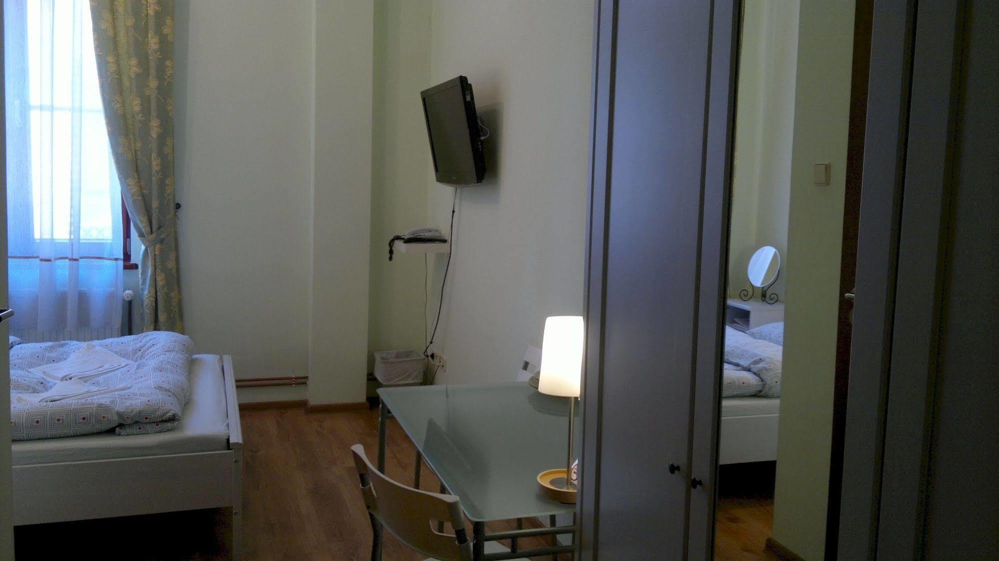 Bed & Breakfast Wenderedu Business Center Wroclaw