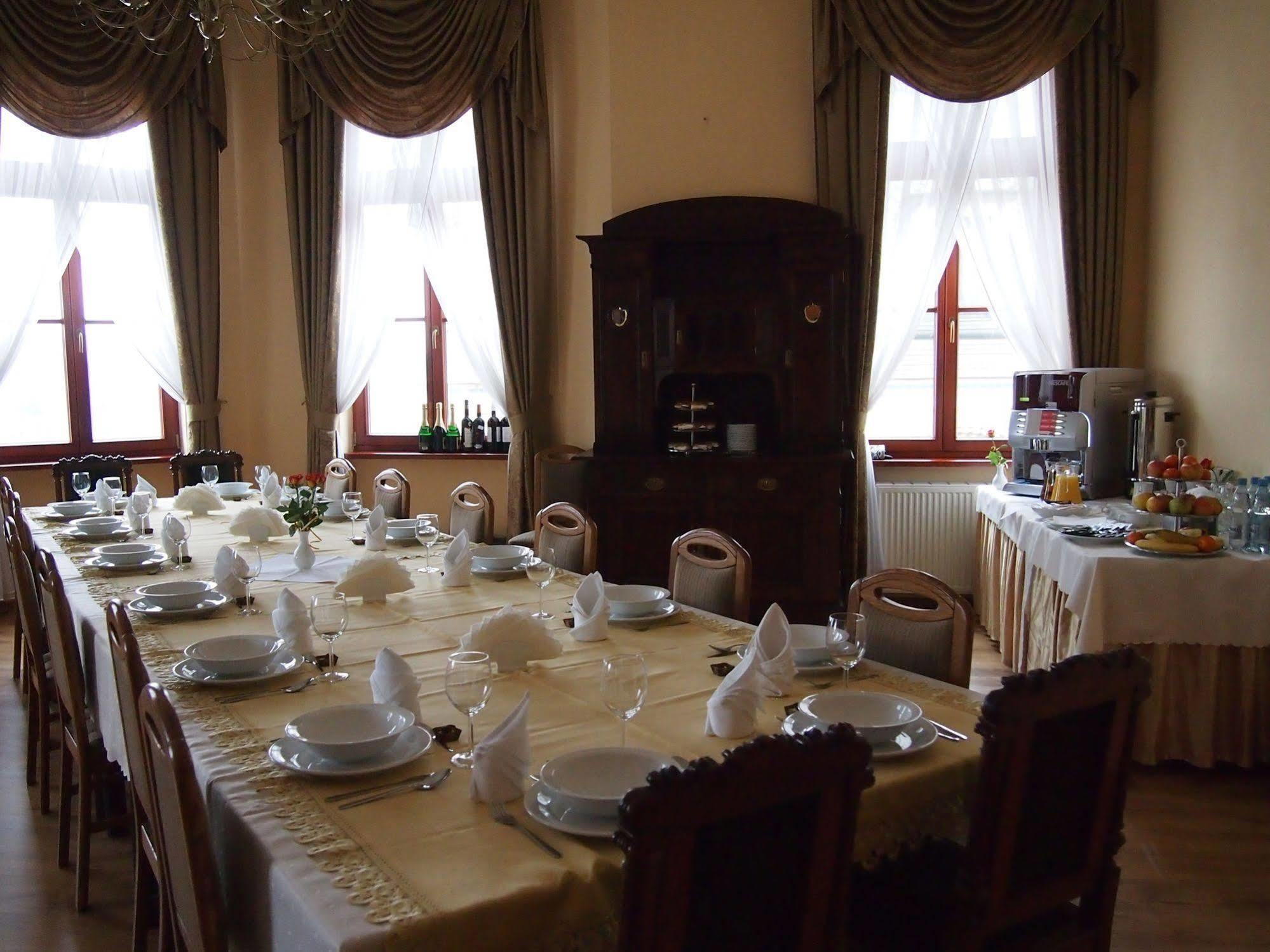 Bed & Breakfast Wenderedu Business Center 3*