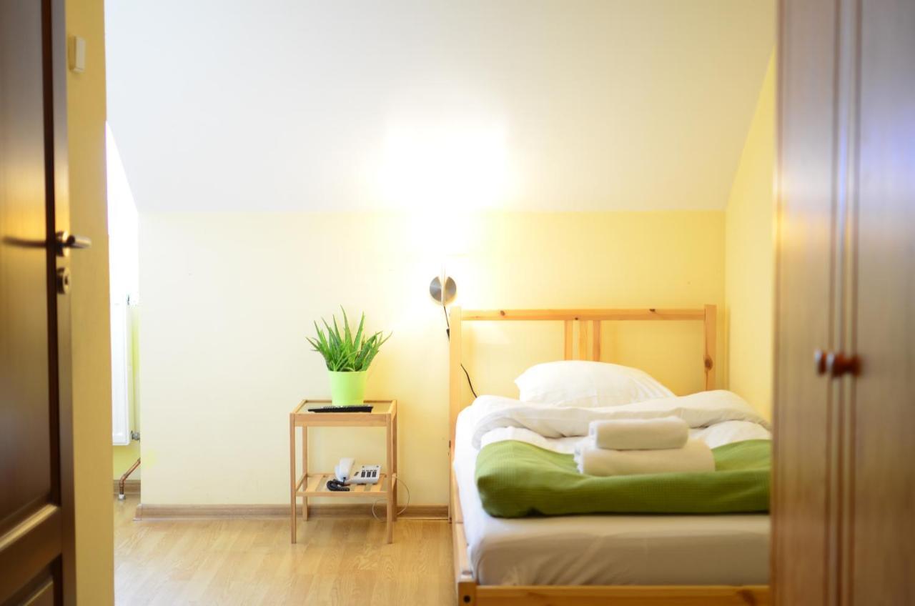 Wenderedu Business Center 3*