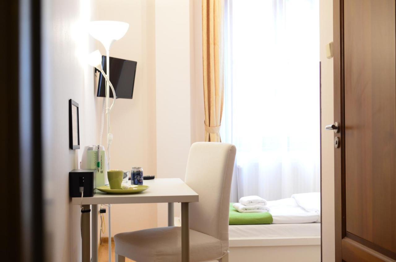 Wenderedu Business Center Bed & Breakfast Wroclaw